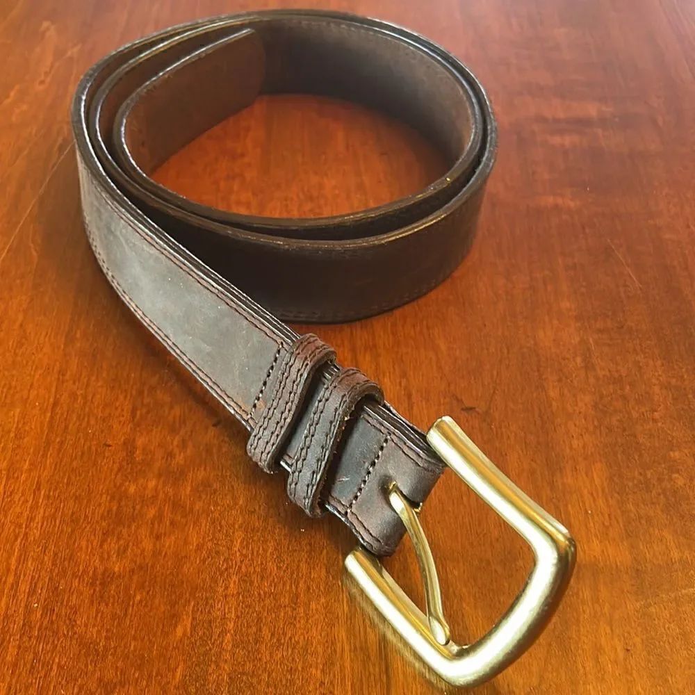 Eddie Bauer Men's Leather Belt with Brass Buckle - Size 40